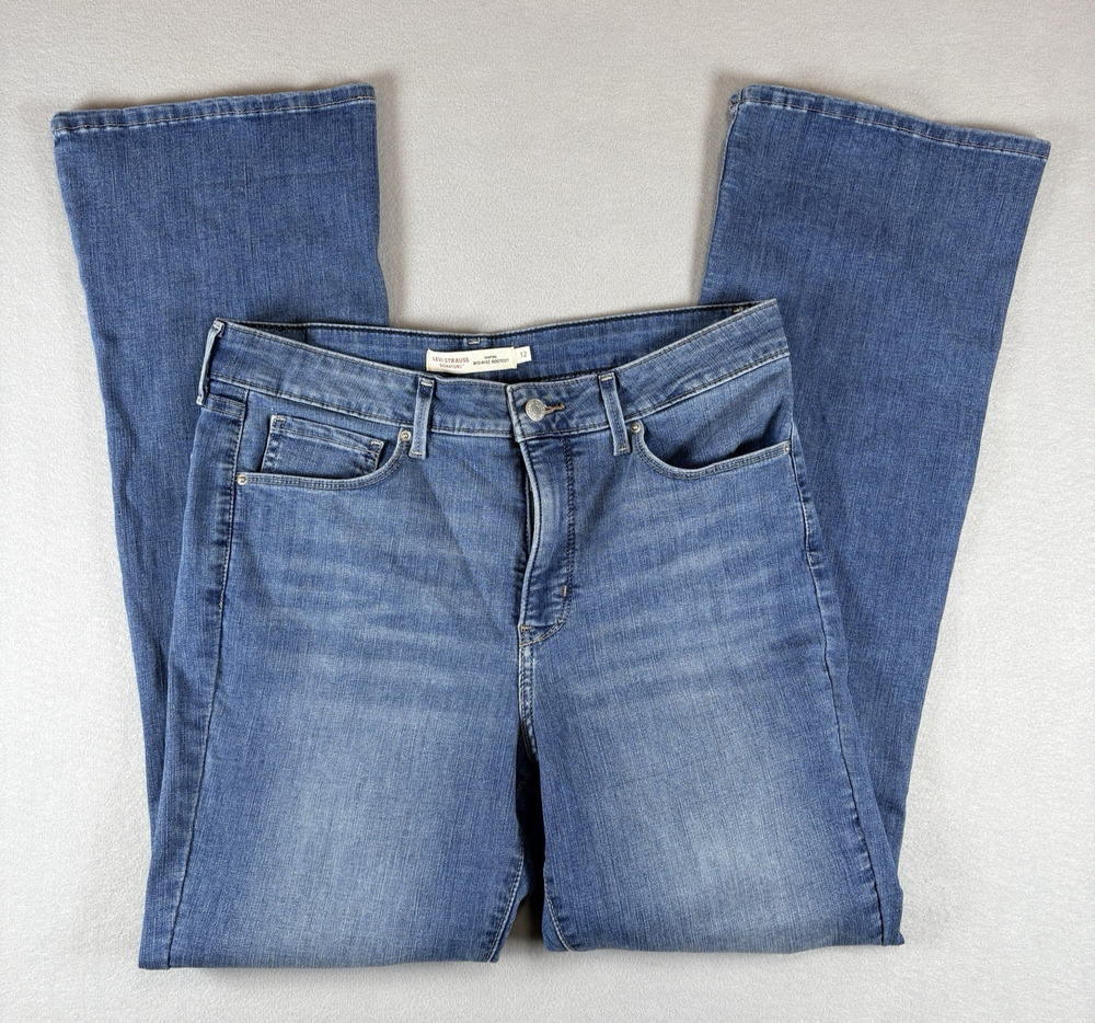 Signature by Levi Strauss Women's Size 12 Mid Rise Bootcut Jeans